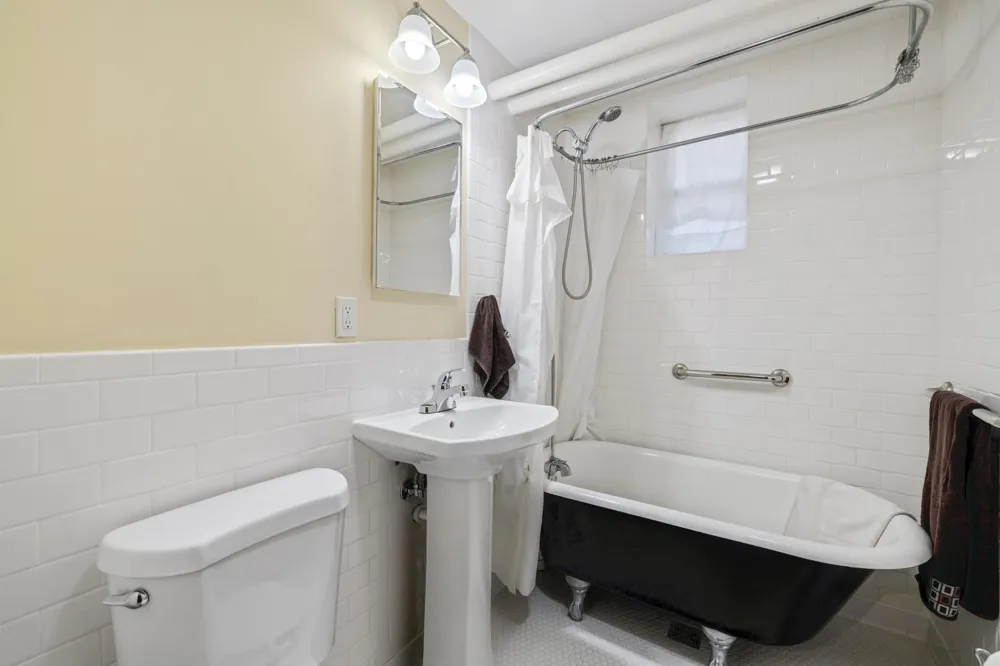 1100 3rd Avenue S Fargo, ND 58103