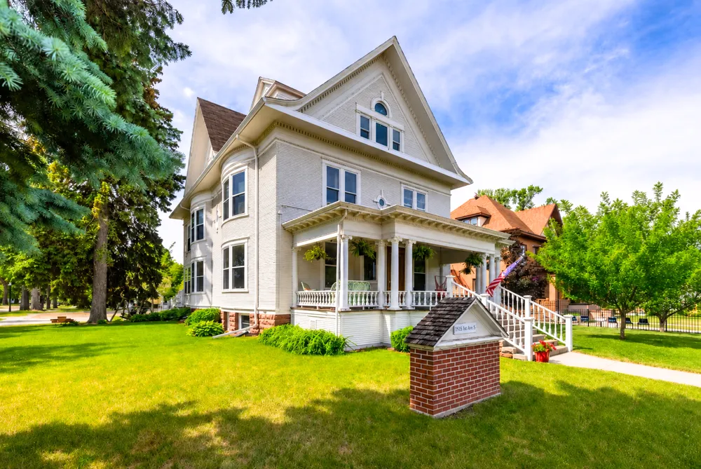 1100 3rd Avenue S Fargo, ND 58103