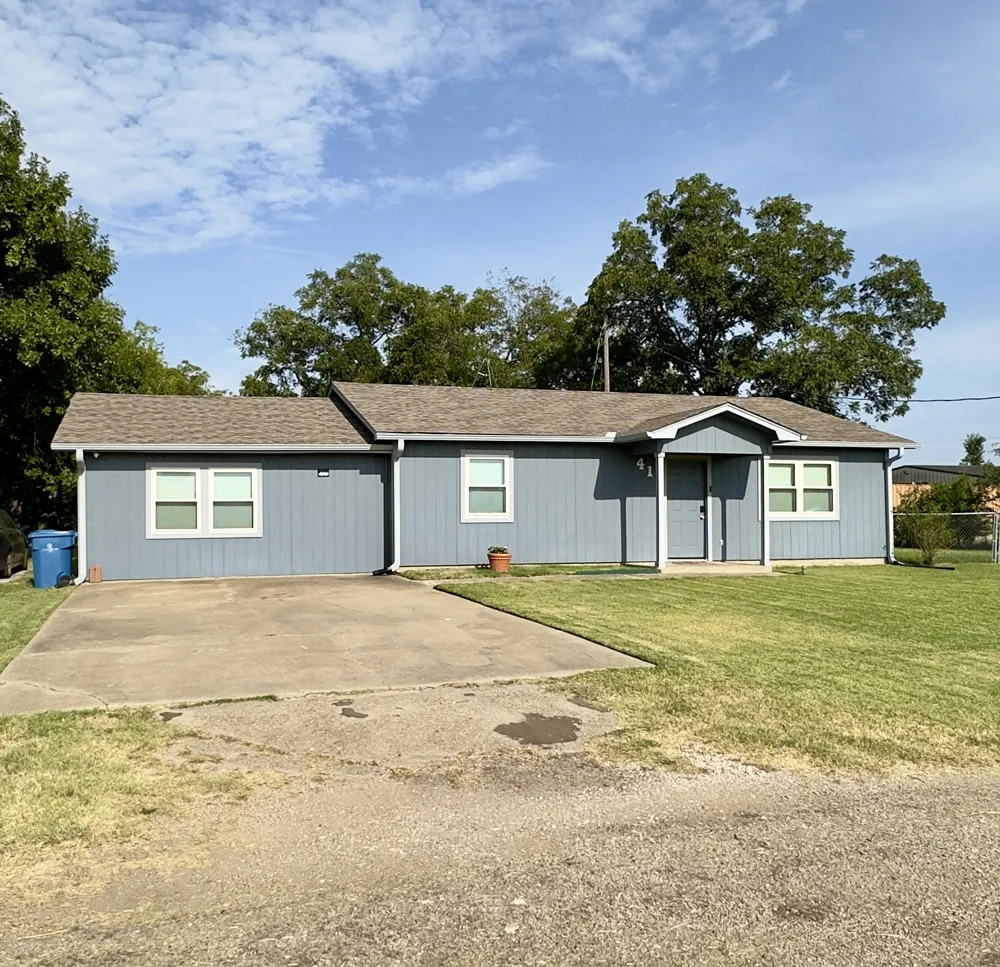 411 Mill Street Cumby, TX 75433