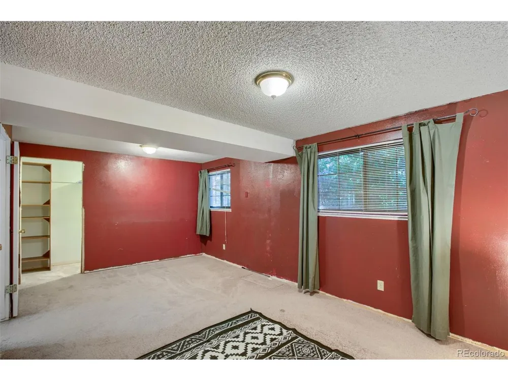 4345 S Devinney Court Morrison, CO 80465