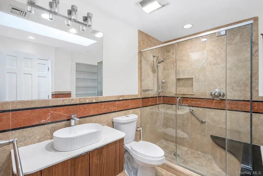 95 Windsor Gate Drive New Hyde Park, NY 11040