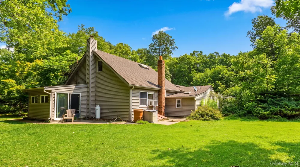 10 Eagle Drive Ridge, NY 11961