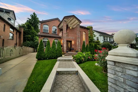 19014 Haywood Road