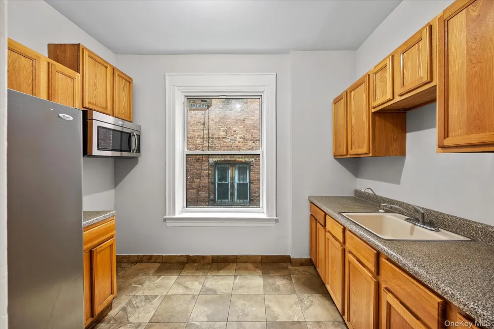325 Autumn Avenue #1 Brooklyn, NY 11208