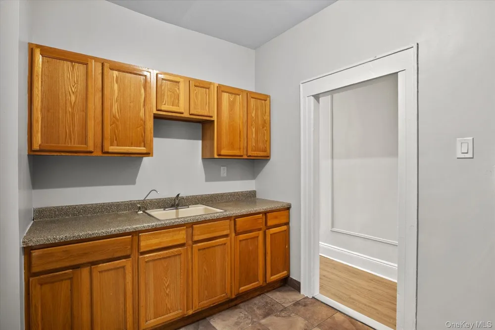 325 Autumn Avenue #1 Brooklyn, NY 11208