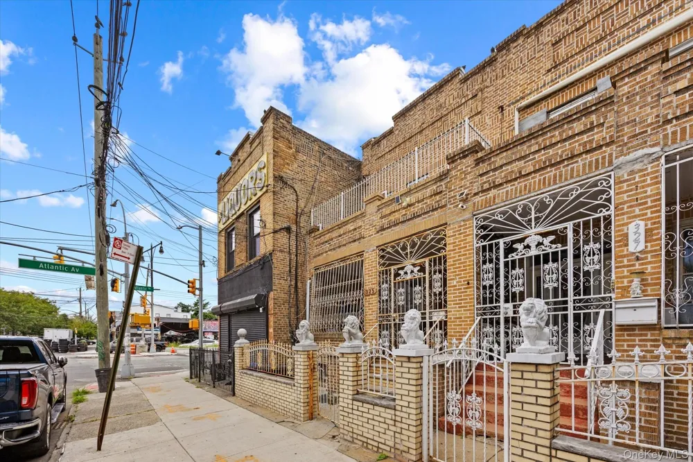325 Autumn Avenue #1 Brooklyn, NY 11208