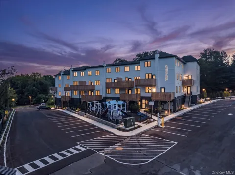 7 Valley Way #220