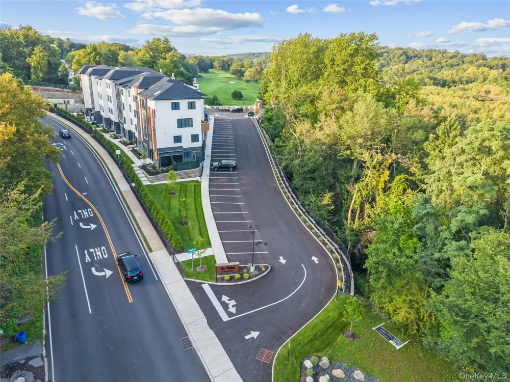 7 Valley Way #220 Spring Valley, NY 10977