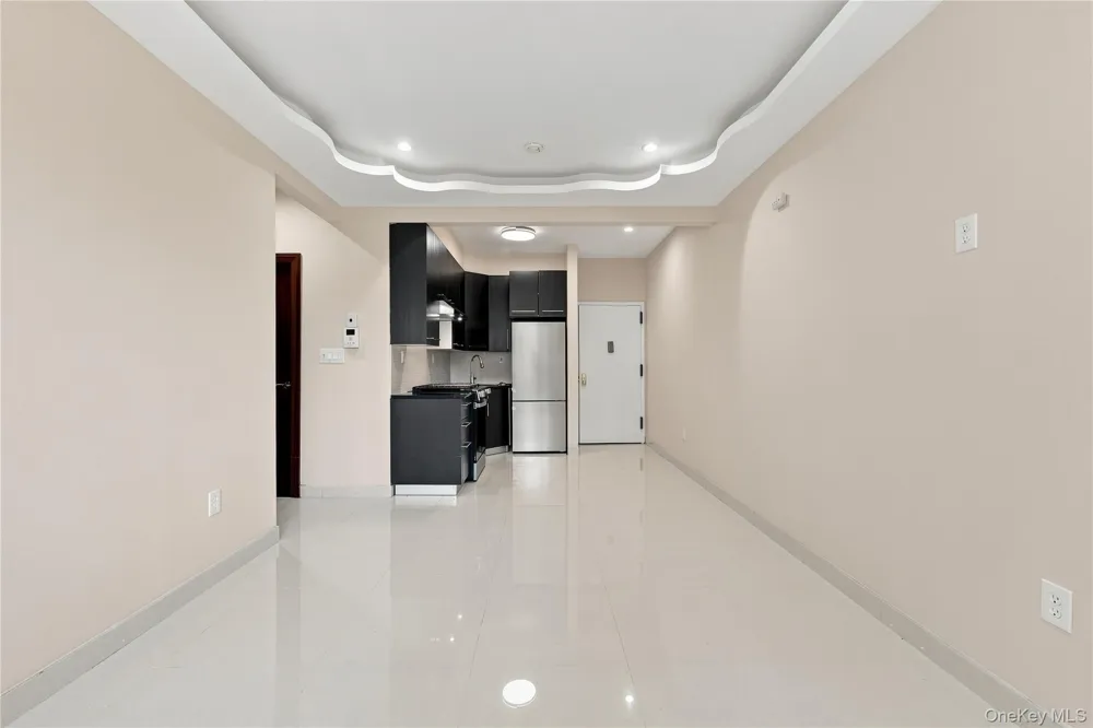 360 43rd Street #2A Brooklyn, NY 11232