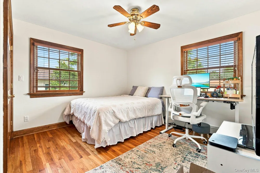 7 Herkimer Avenue Jericho, NY 11753