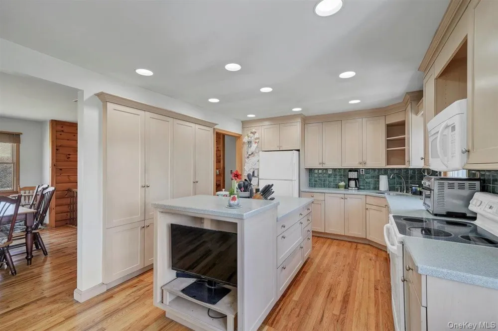 242 Prospect Road Monroe, NY 10950