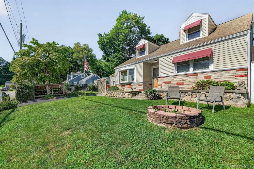 941 Lyman Avenue Peekskill, NY 10566