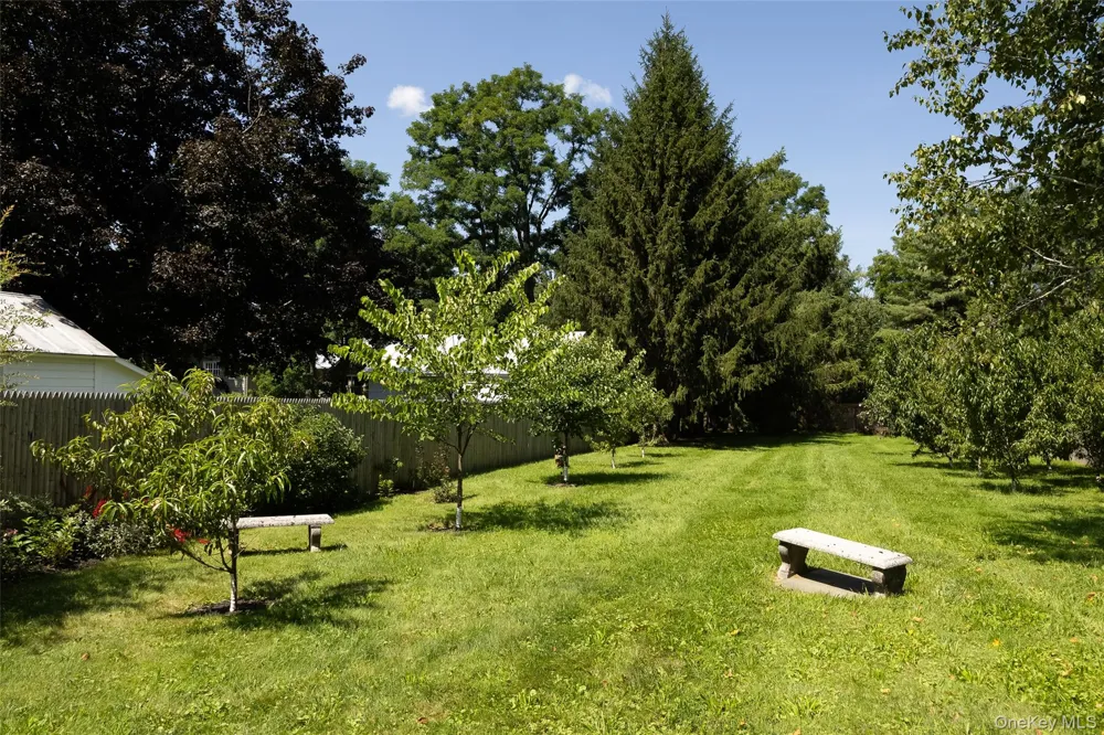 106 Cr-19 Hudson, NY 12541