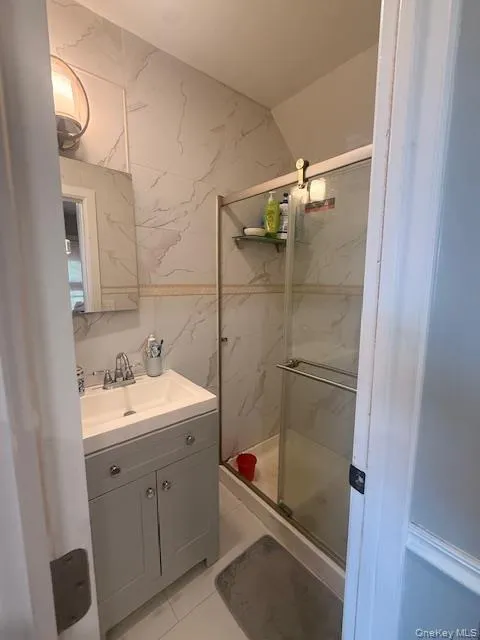 52-30 62nd Street Maspeth, NY 11378