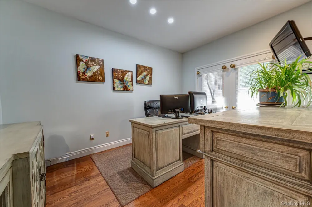 23 Willow Ridge Drive Smithtown, NY 11787