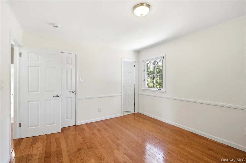 52 blanche Plainview, NY 11803
