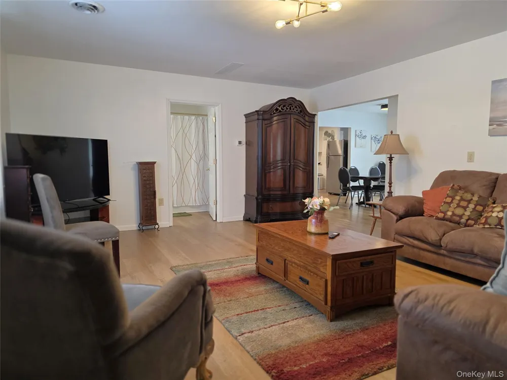 90 W Market #1 Red Hook, NY 12571