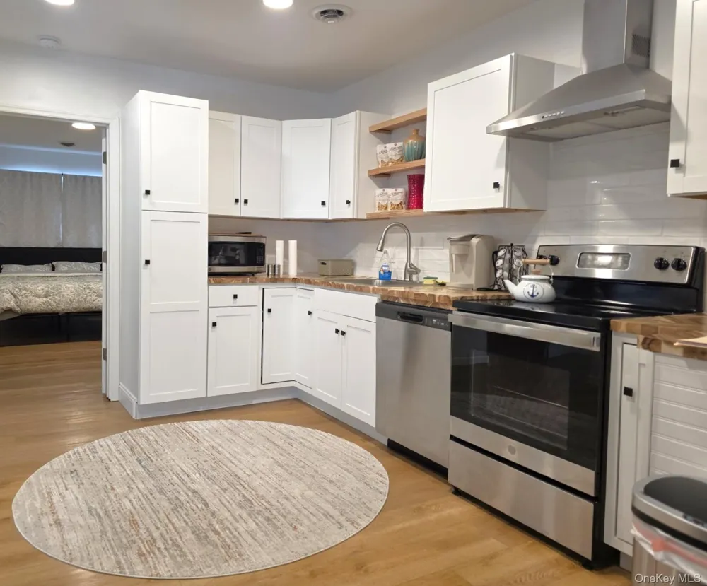 90 W Market #1 Red Hook, NY 12571