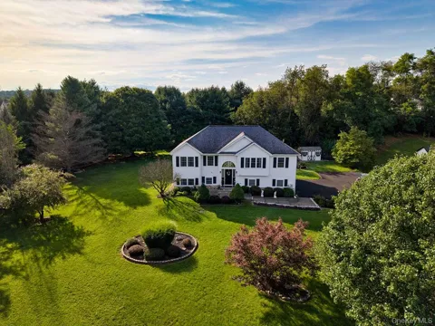 274 Robinson Lane