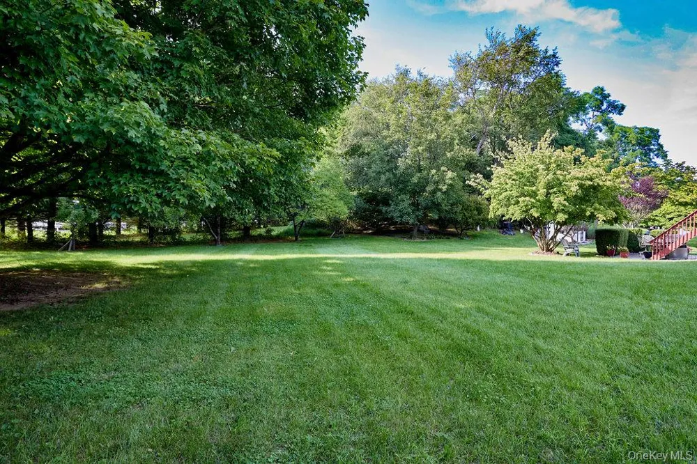 274 Robinson Lane Wappingers Falls, NY 12590