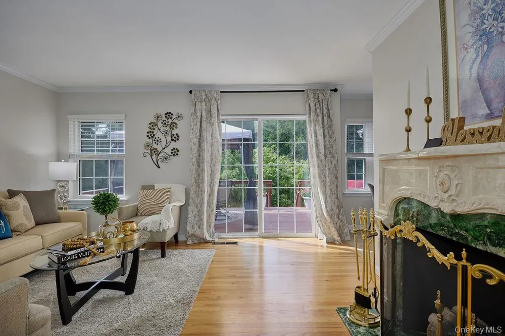274 Robinson Lane Wappingers Falls, NY 12590