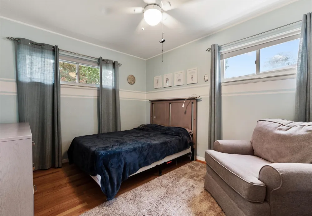 16943 Elizabeth Street Beverly Hills, MI 48025