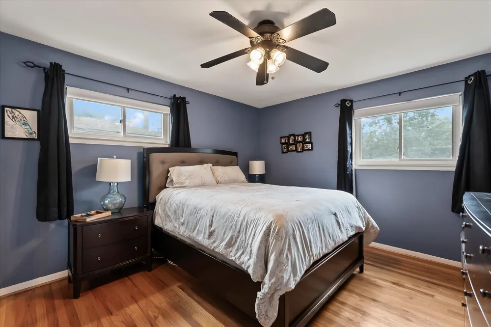 16943 Elizabeth Street Beverly Hills, MI 48025