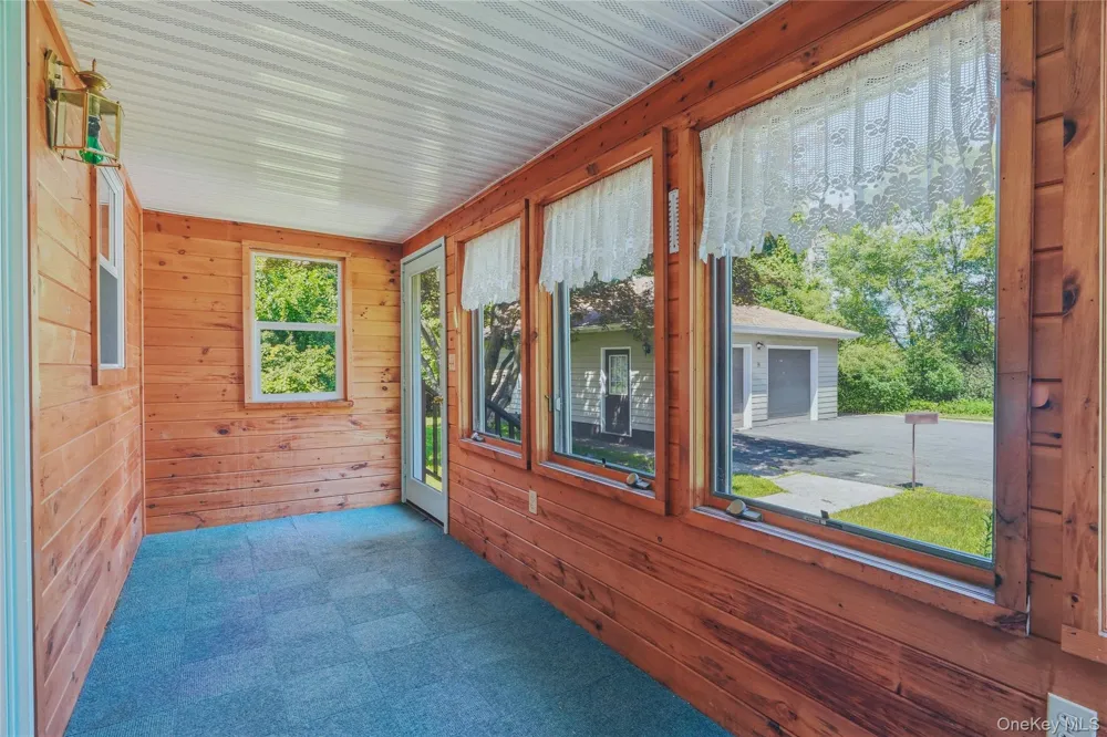 59 Carle Terrace Lake Katrine, NY 12449