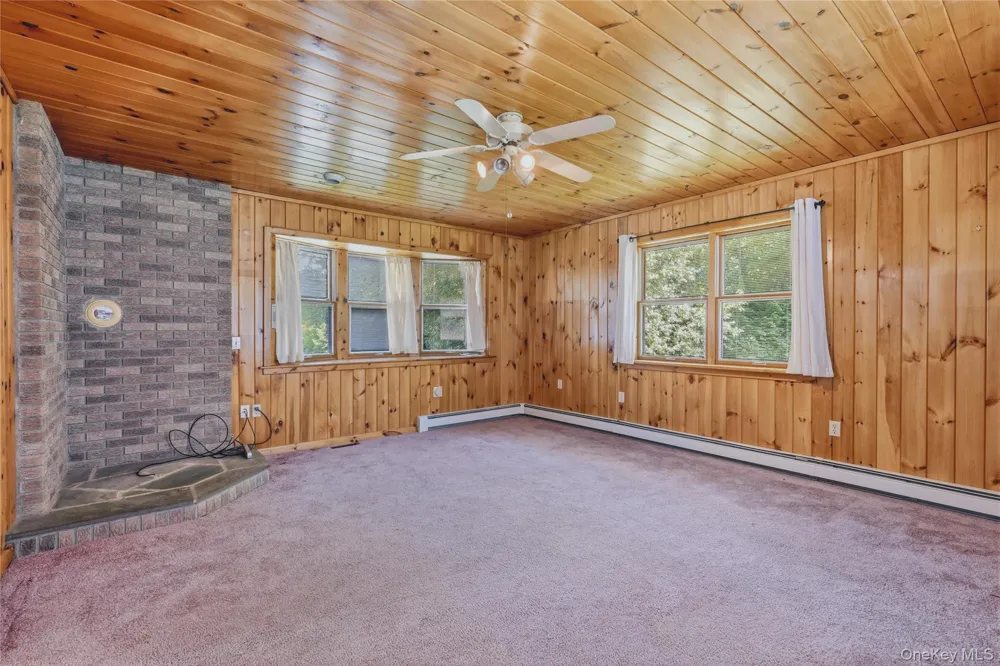 59 Carle Terrace Lake Katrine, NY 12449