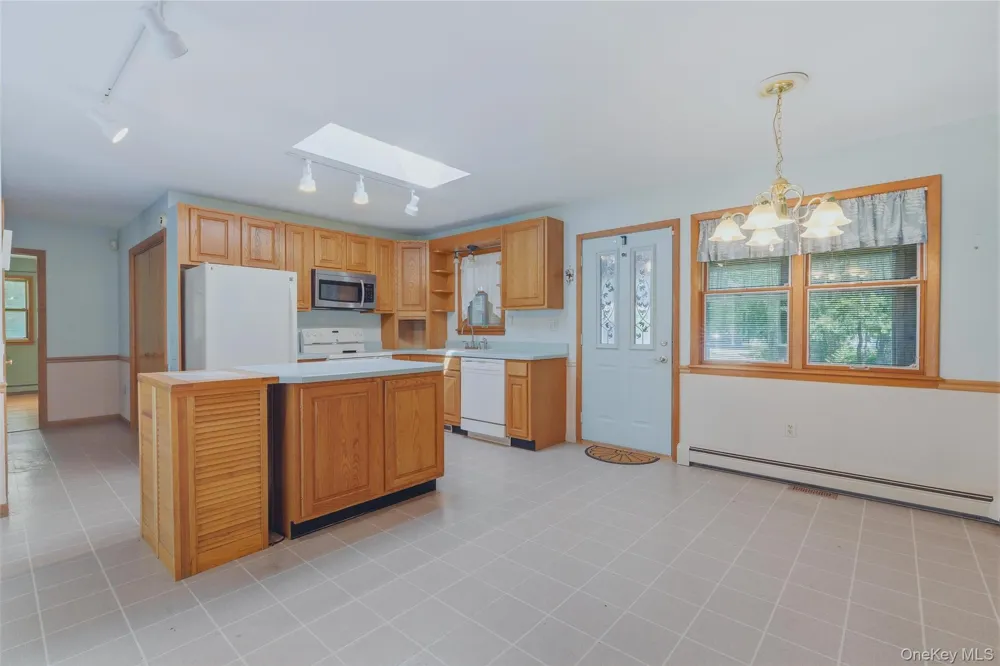59 Carle Terrace Lake Katrine, NY 12449