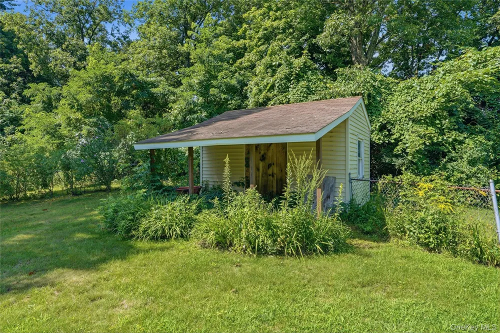 59 Carle Terrace Lake Katrine, NY 12449
