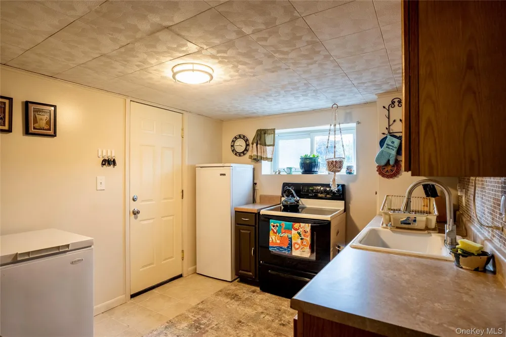 125 Riverview Drive Fishkill, NY 12524