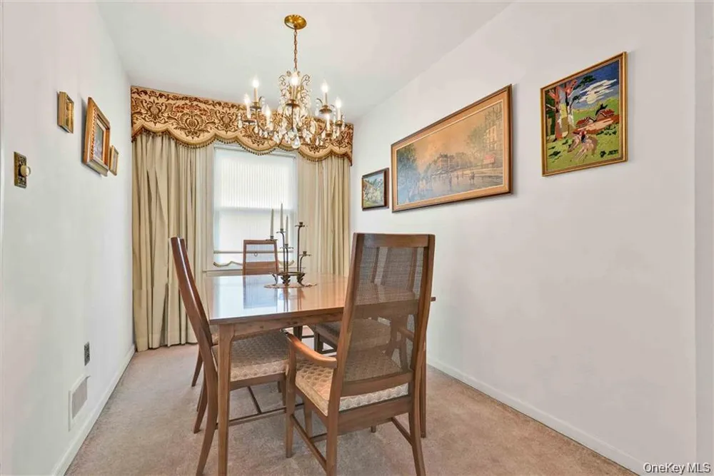 84-92A Austin Street Kew Gardens, NY 11415