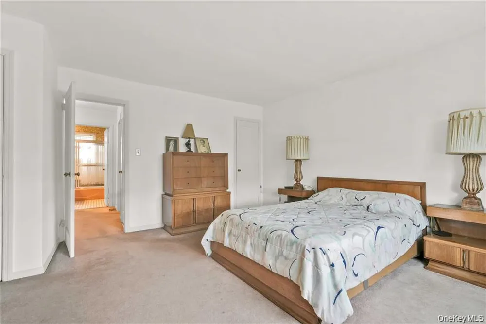 84-92A Austin Street Kew Gardens, NY 11415