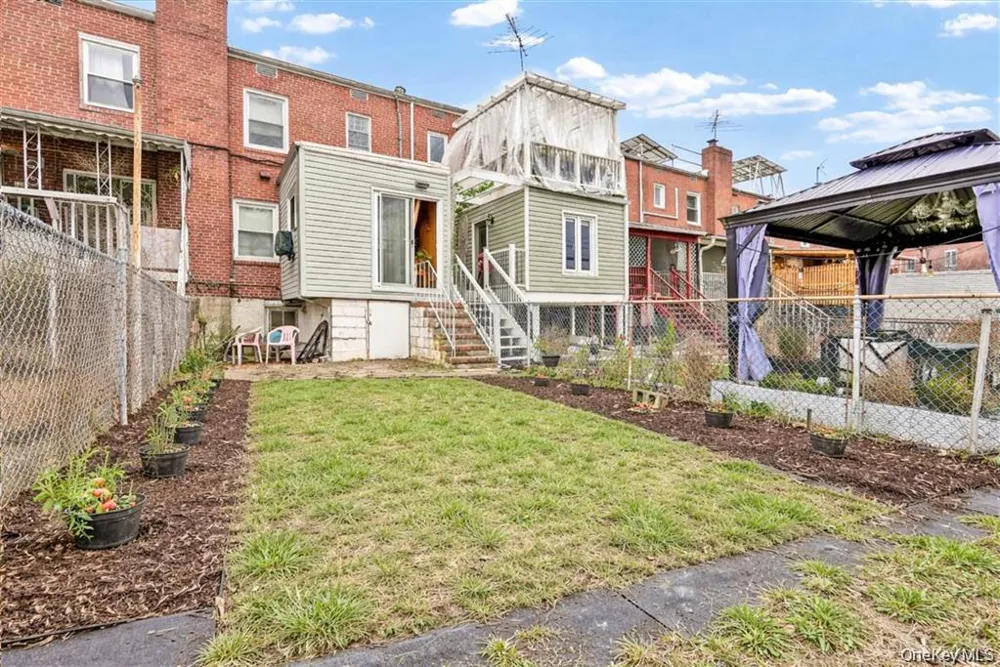 84-92A Austin Street Kew Gardens, NY 11415