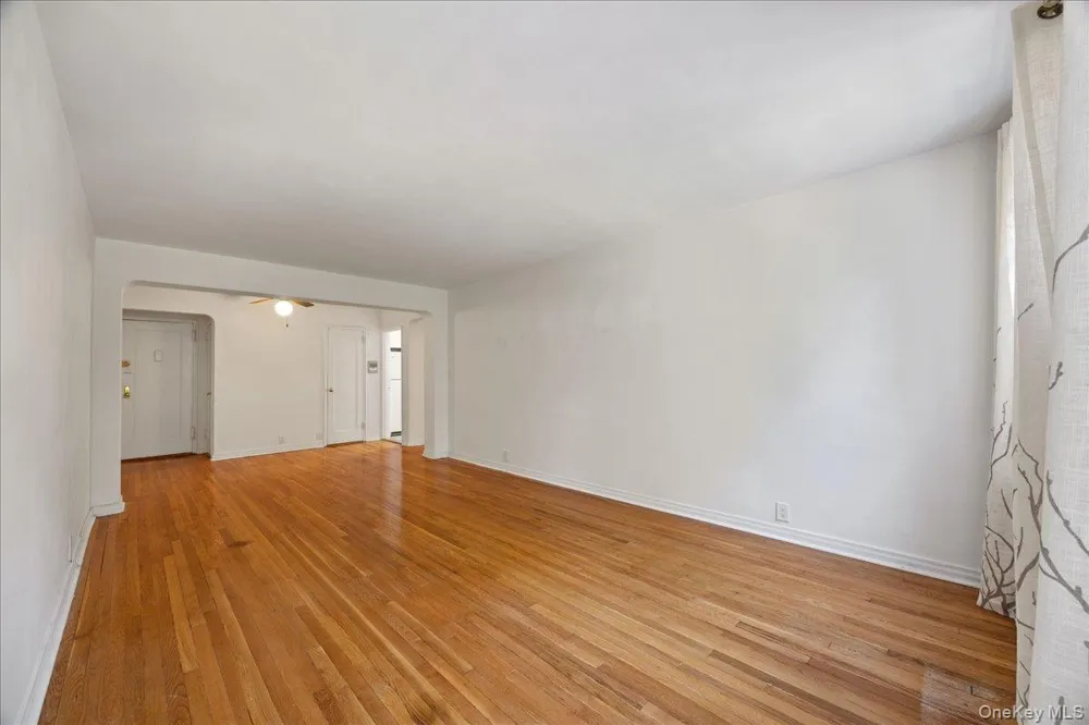 821 Bronx River Road #4D Bronxville, NY 10708