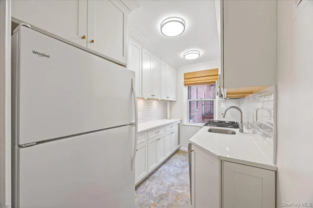 821 Bronx River Road #4D Bronxville, NY 10708
