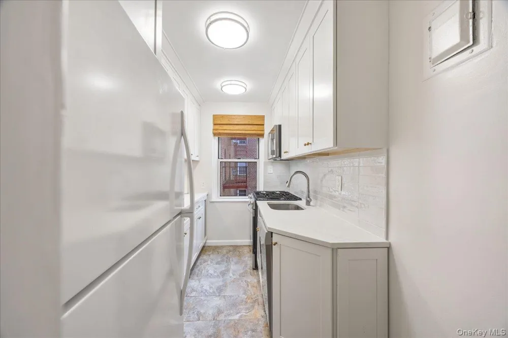821 Bronx River Road #4D Bronxville, NY 10708