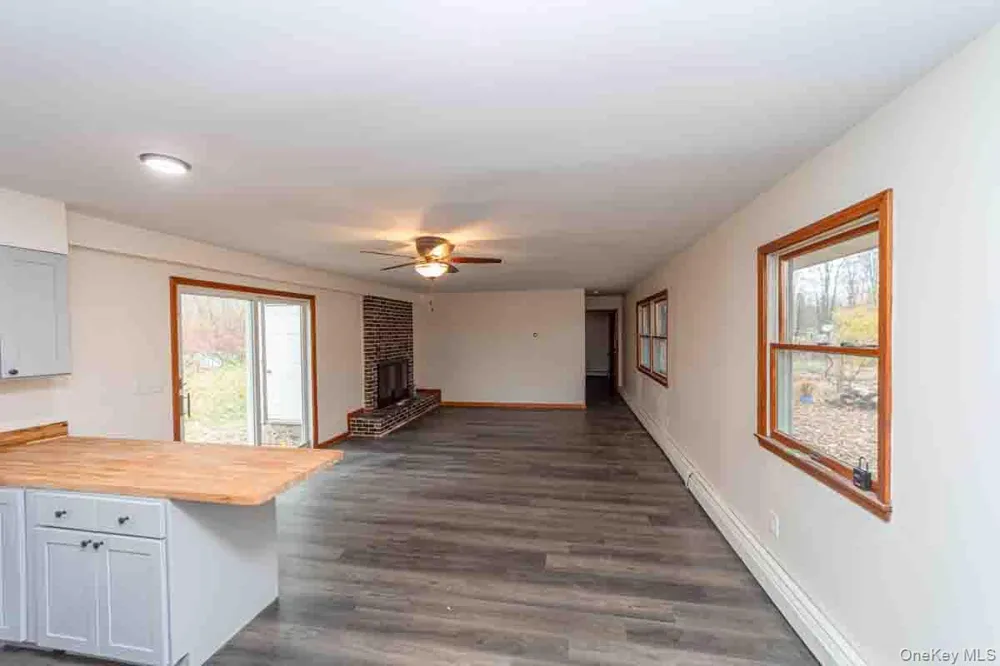 132 Red Top Road Wallkill, NY 12589