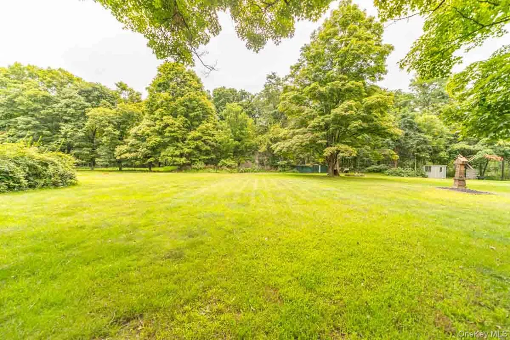 132 Red Top Road Wallkill, NY 12589