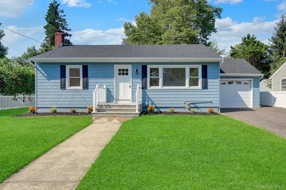 71 Valentine Avenue Glen Cove, NY 11542