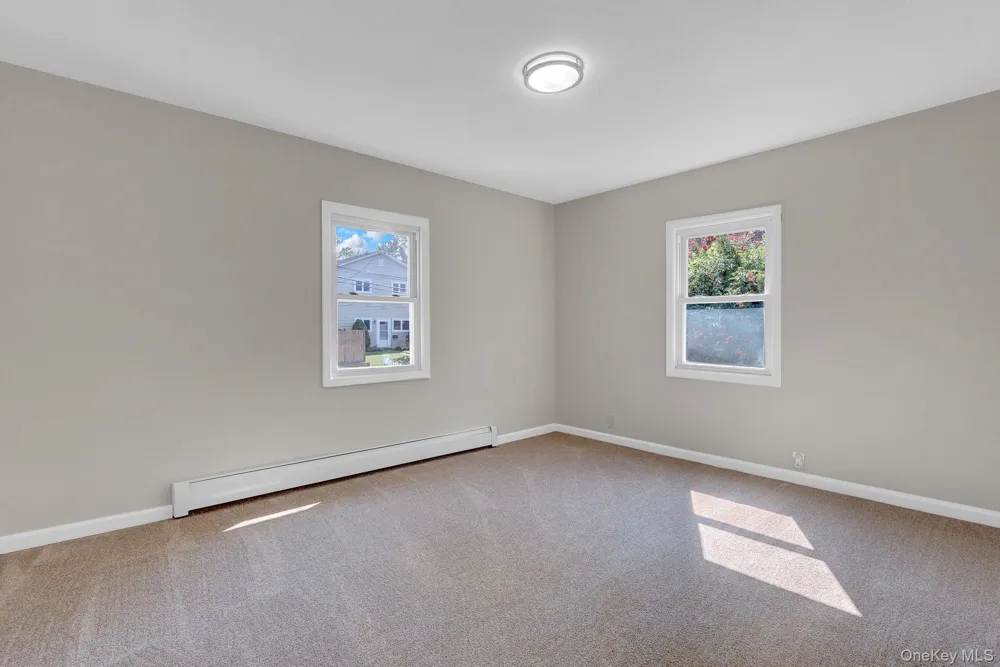 71 Valentine Avenue Glen Cove, NY 11542
