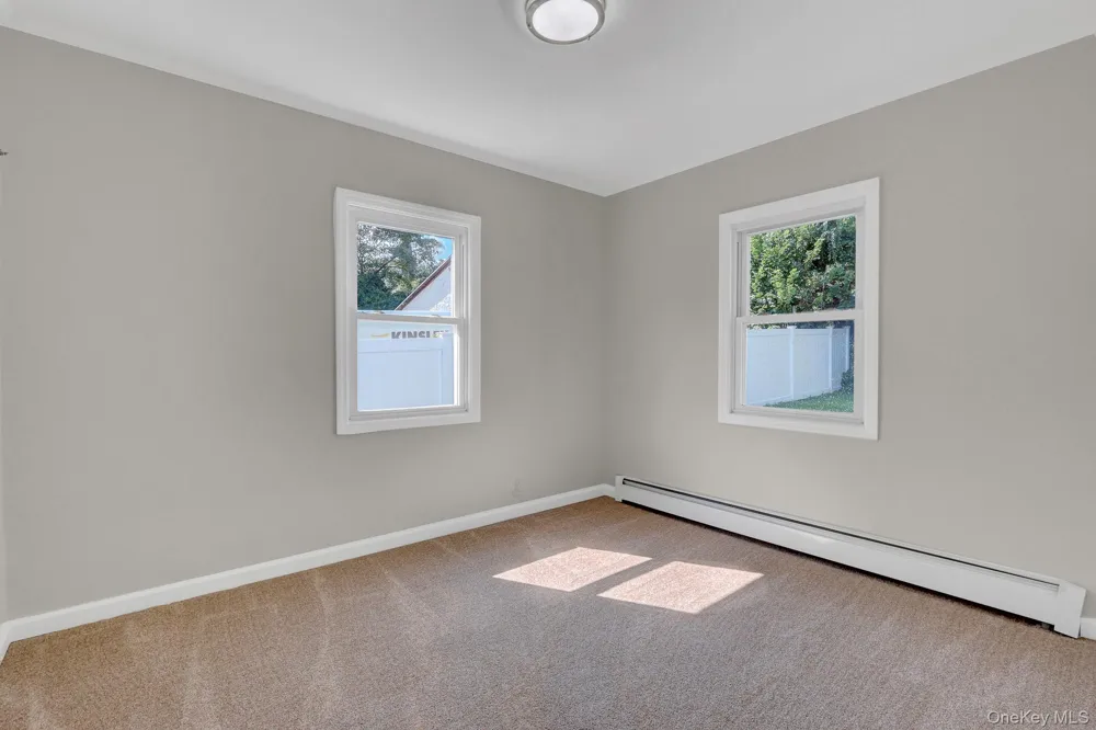 71 Valentine Avenue Glen Cove, NY 11542