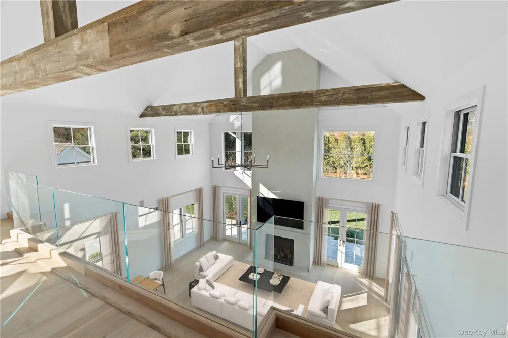 275 Narrow Lane Bridgehampton, NY 11932