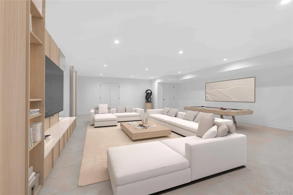 275 Narrow Lane Bridgehampton, NY 11932