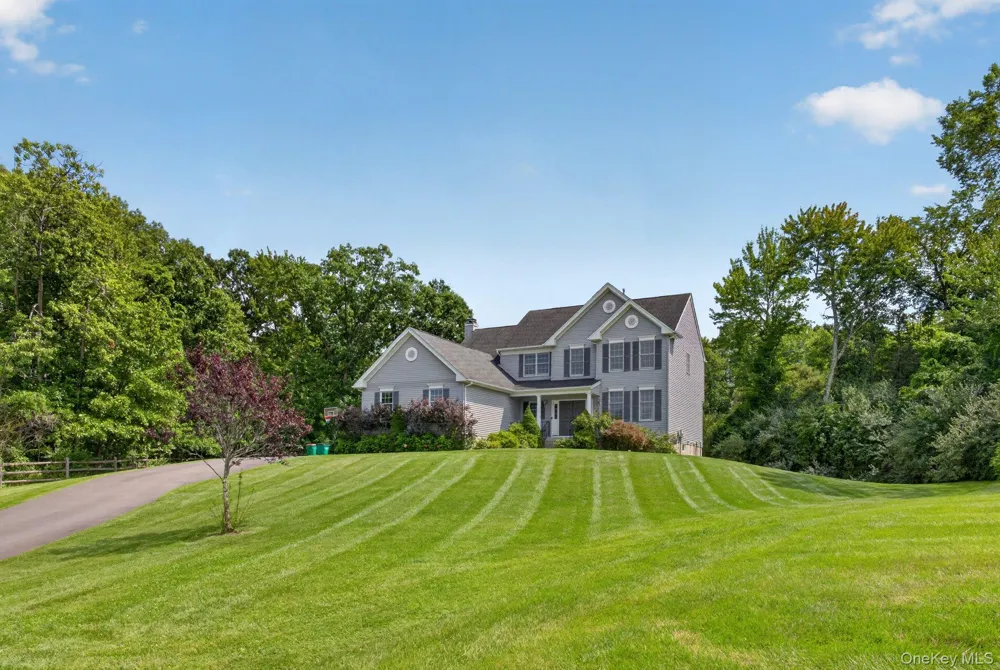 10 Doolin Court Wappingers Falls, NY 12590