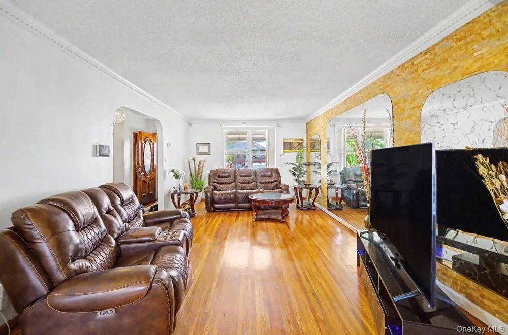 4315 Avenue J Brooklyn, NY 11210
