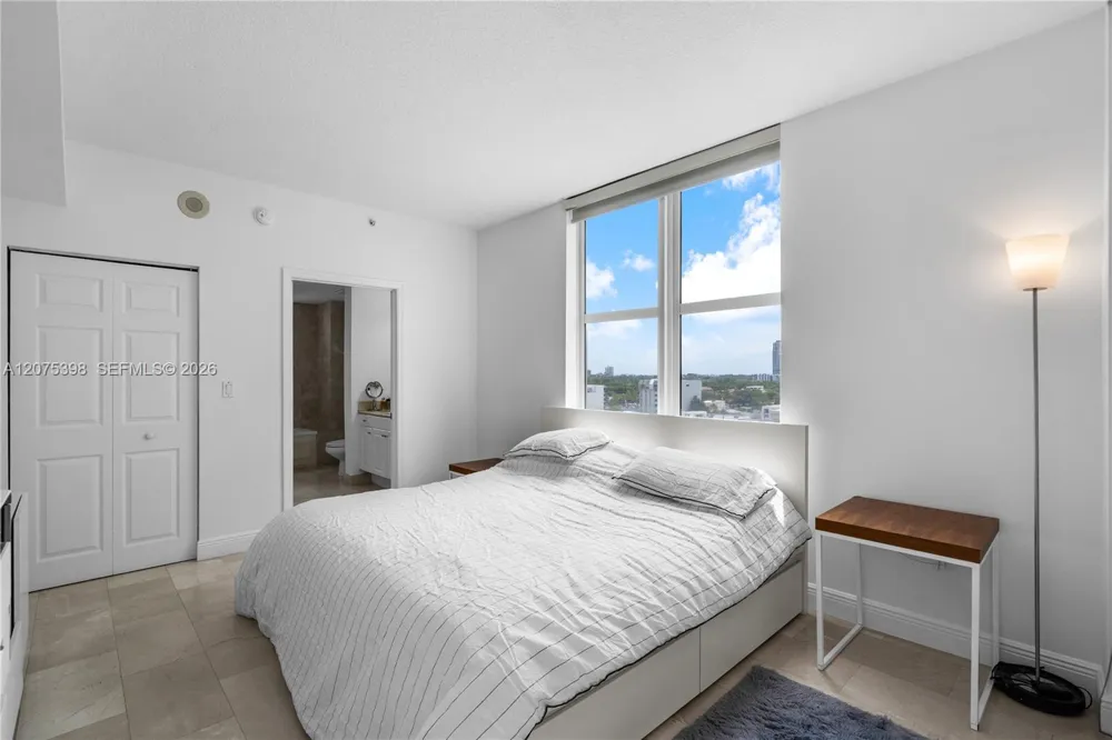 357 Almeria Ave #1105 Coral Gables, FL 33134