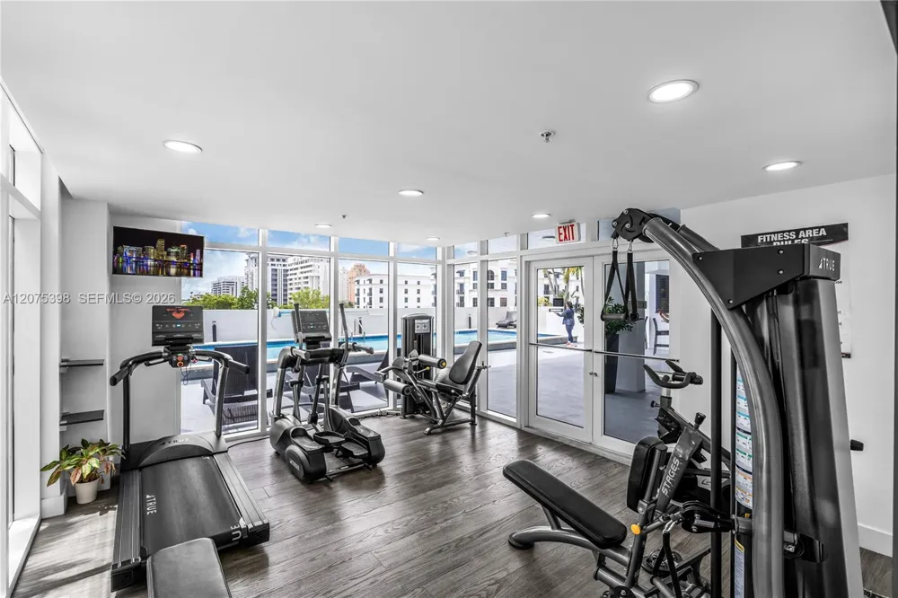 357 Almeria Ave #1105 Coral Gables, FL 33134