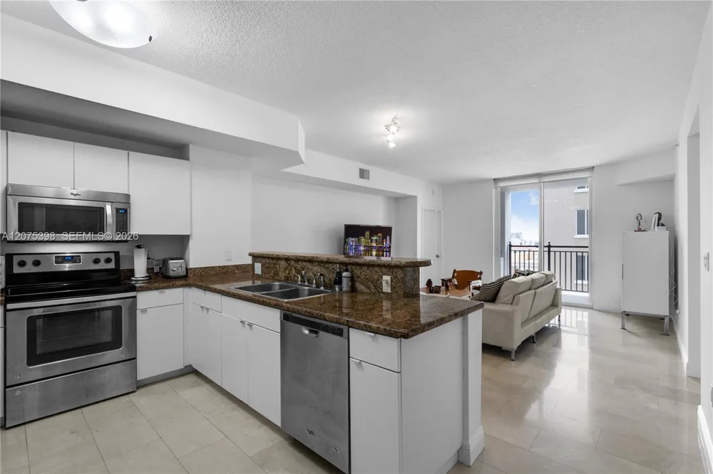 357 Almeria Ave #1105 Coral Gables, FL 33134